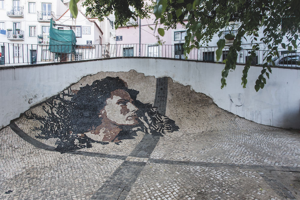 VHILS: Etching the Stories of a City