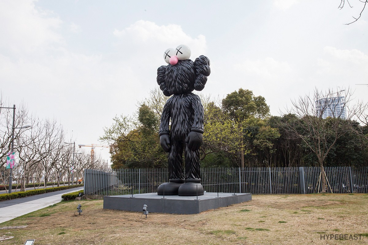 KAWS : WHERE THE END STARTS 絶版-