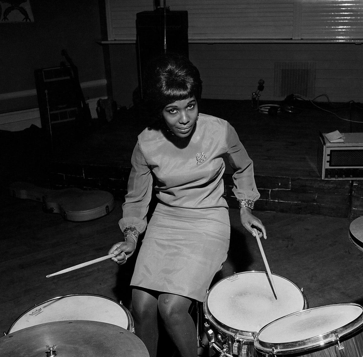 Model playing drums: Constance Mulondo, Drum cover, at London University Weekend with the band The Millionaires, London, 1967
