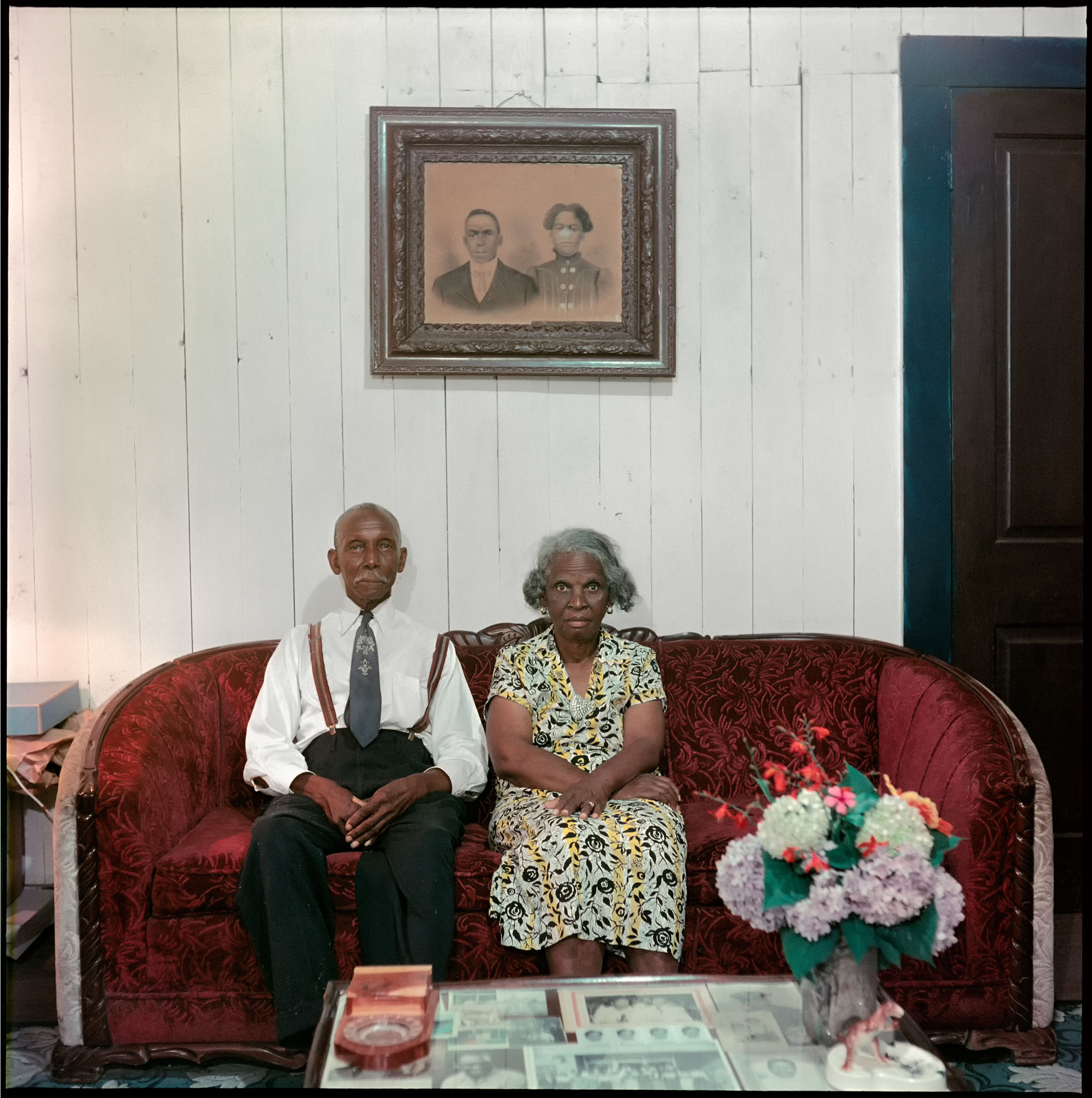 Mr. and Mrs. Albert Thornton, Mobile, Alabama, 1956. Photograph by Gordon Park s . Courtesy of and copyright The Gordon Parks Foundation