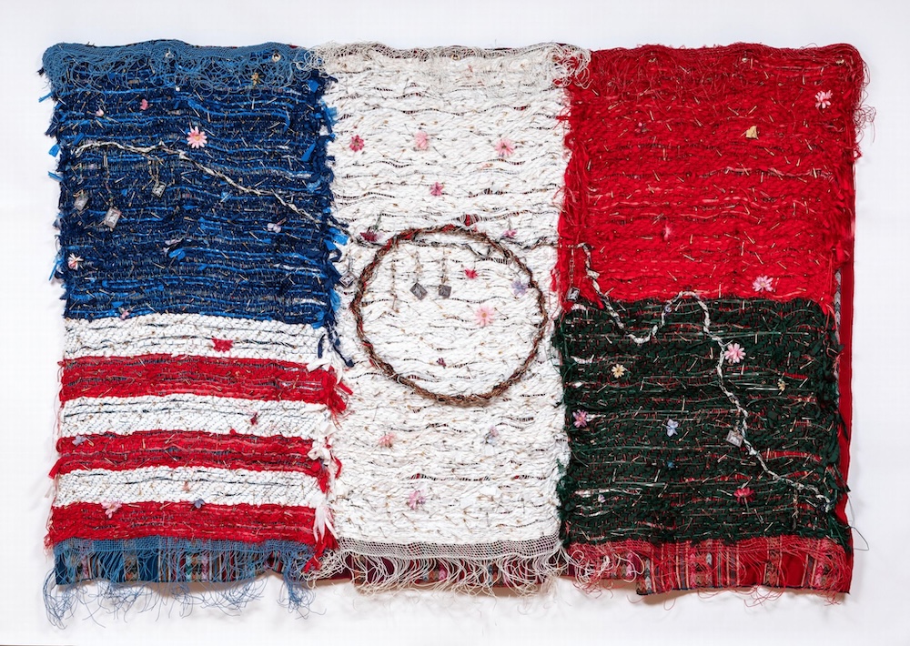 Consuelo Jimenez Underwood Home of the Brave, 2013 Wire, silk, fabric, safety pins, and synthetic and natural threads 72 in. x 99 in. Crystal Bridges Museum of American Art, Bentonville, Arkansas, Purchased with the Fund for Craft, 2021.24. Photograph by Bill Apton.