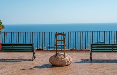 Alicja Kwade: Geologies of the Impossible